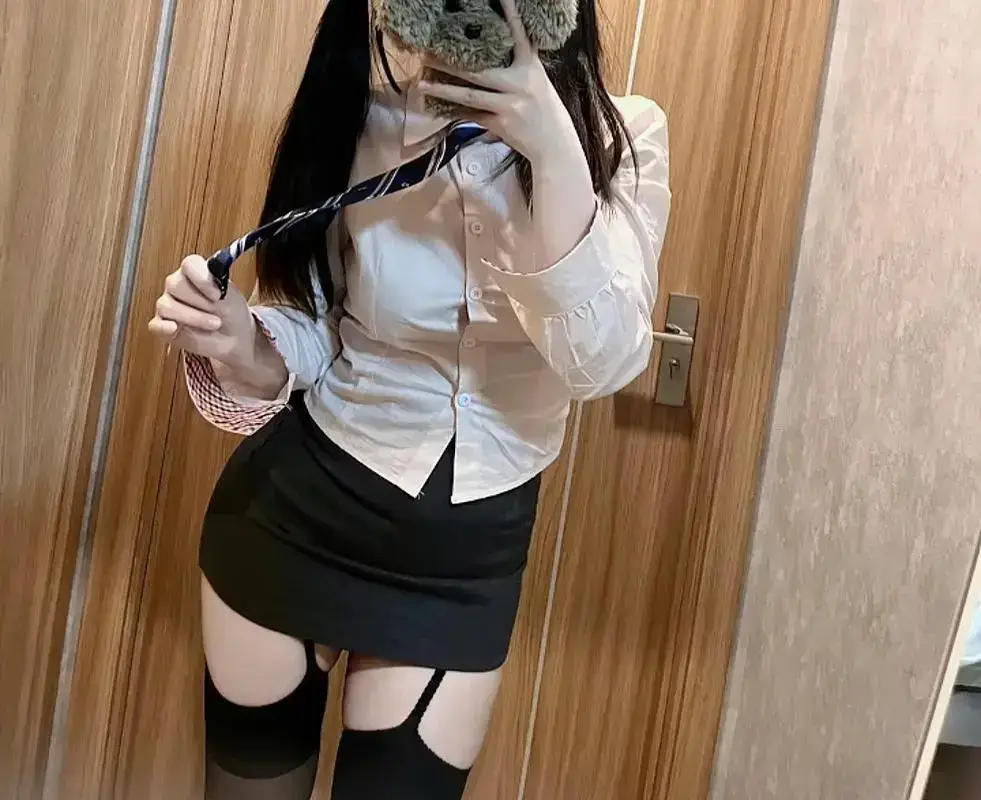 西檬之家-K8猫系：探索BDSM世界中的猫奴魅力